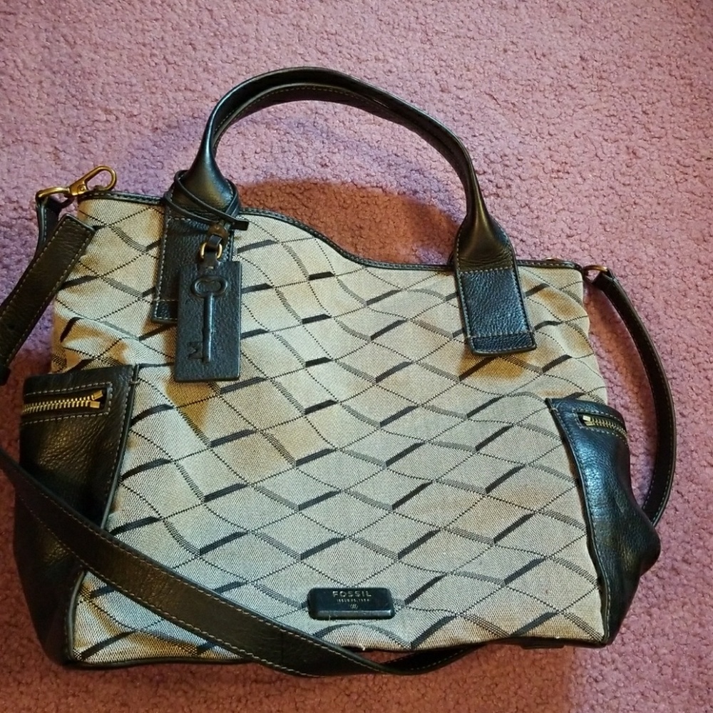 Fossil bag